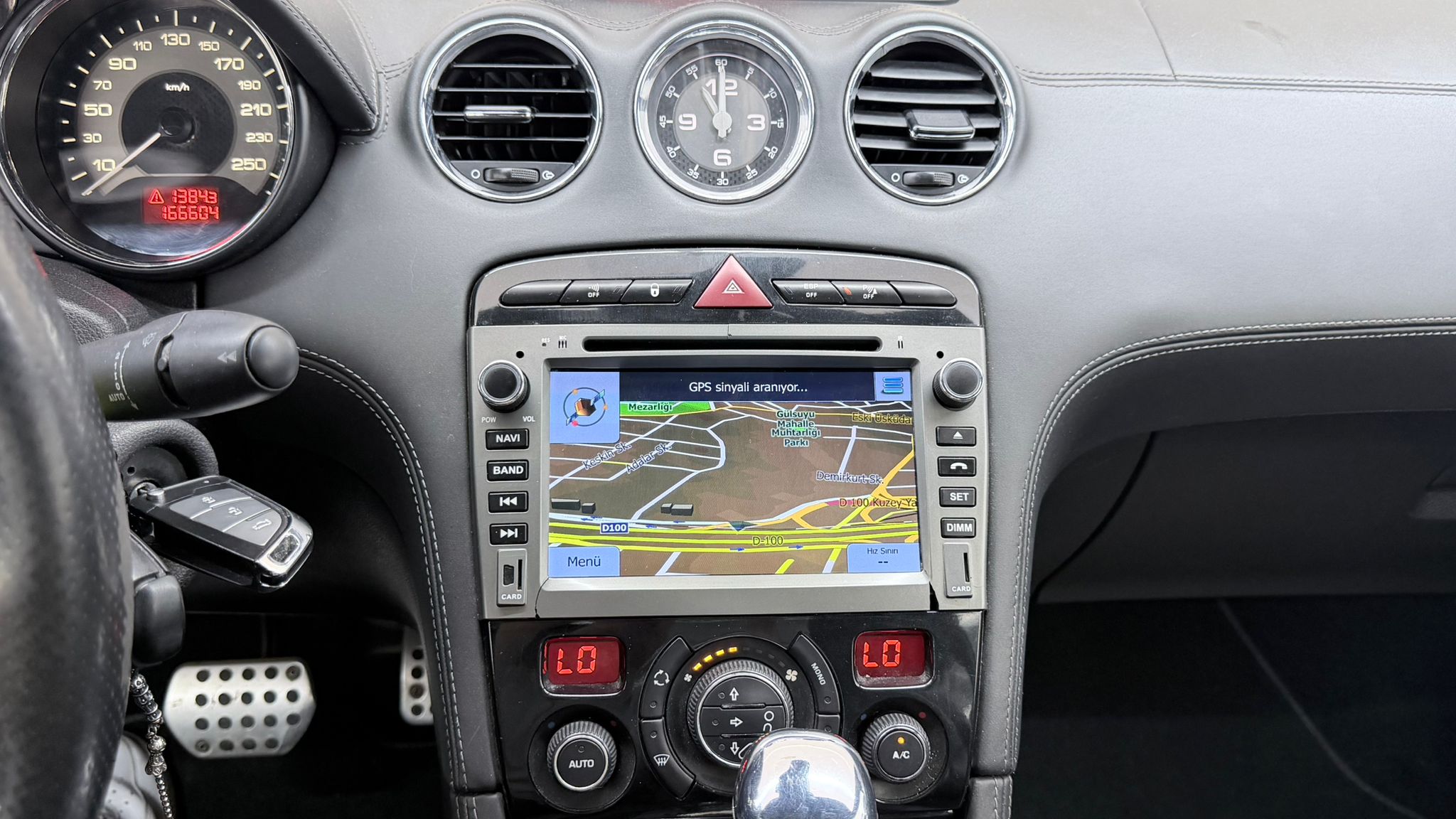PEUGEOT RCZ 12